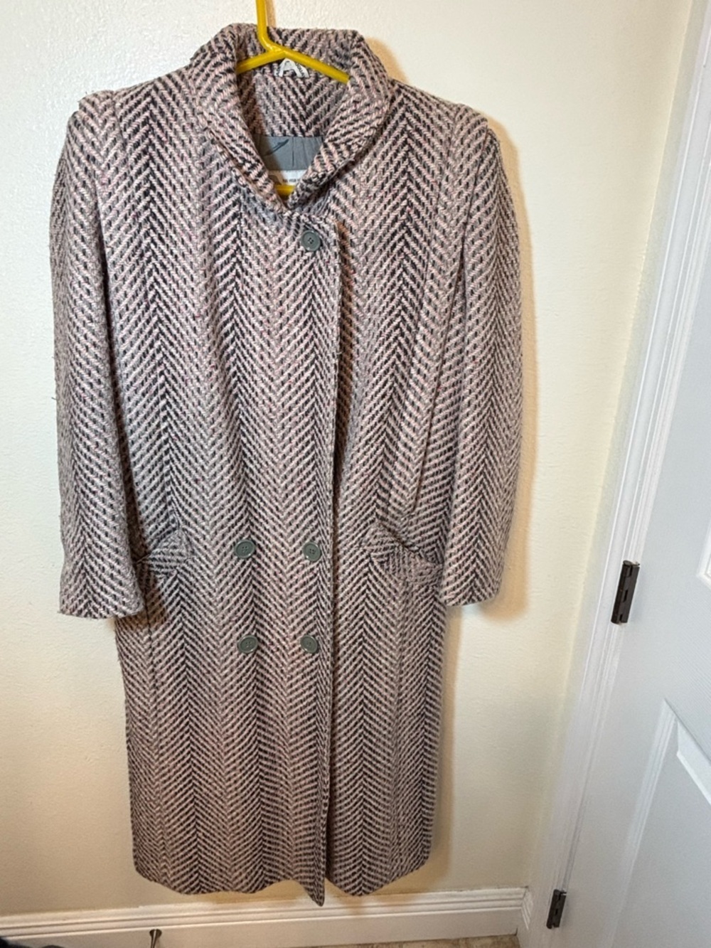 Women's Long pure virgin wool Herringbone Pea Coat - Picture 3 of 8